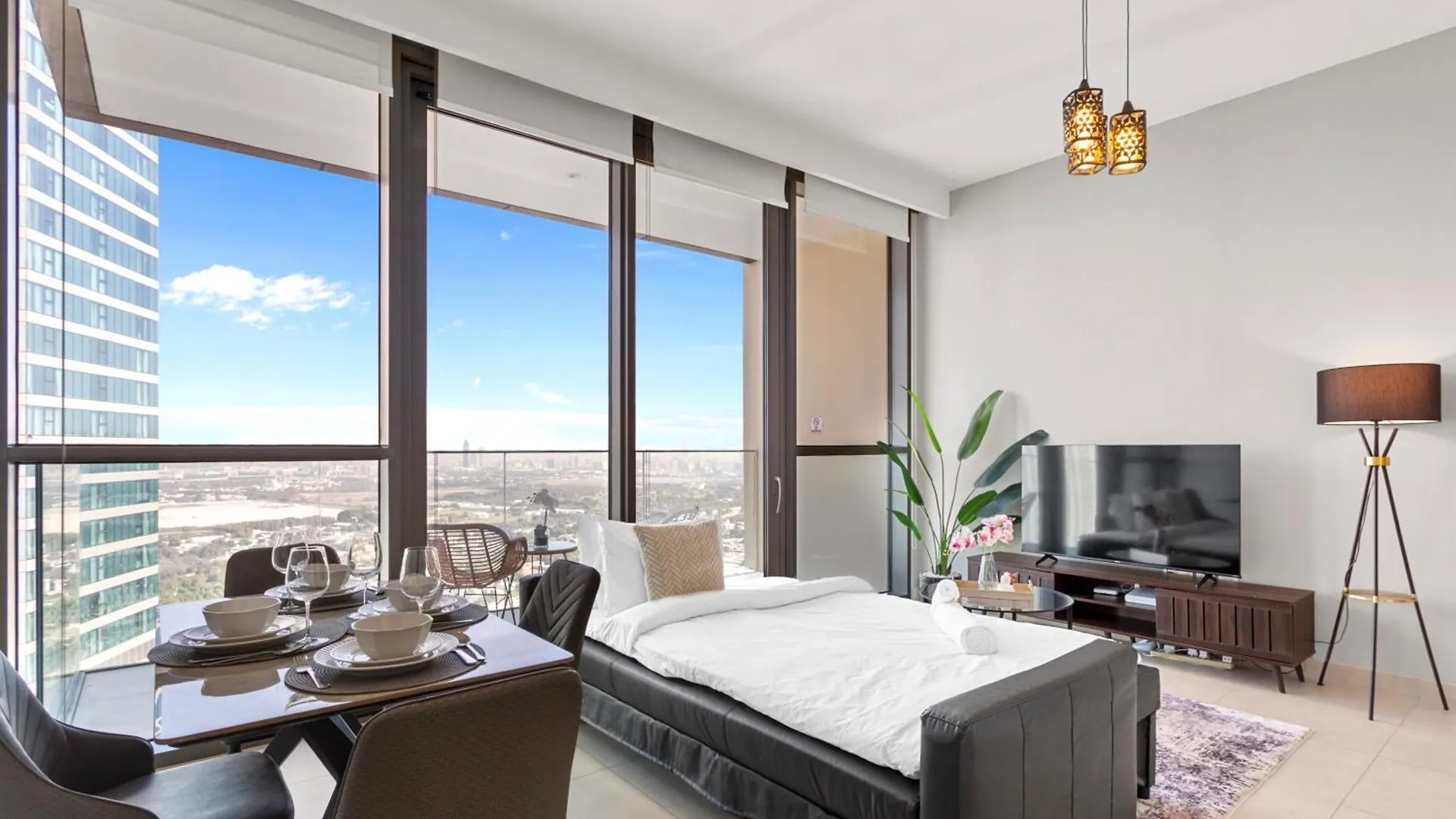 Luxury 1 Bedroom In The Heart Of Famous Downtown دبي